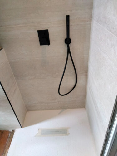 Impianto idrico bagno Cologno Monzese 04